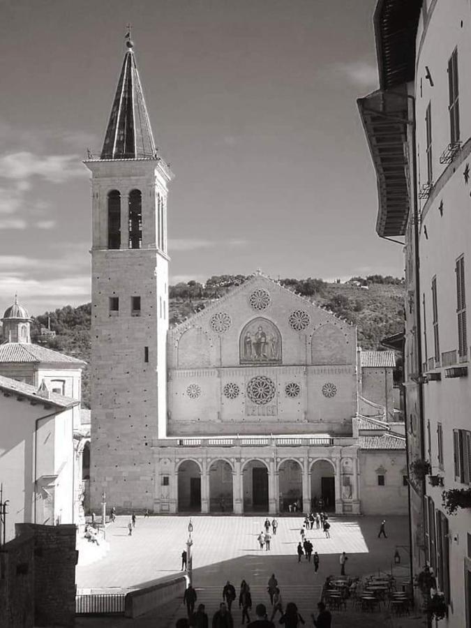 Appartamento Di Via Refini II Spoleto Dış mekan fotoğraf